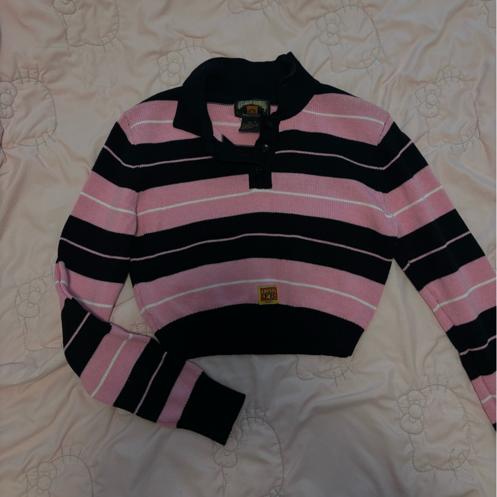 FB County Charlie Brown Long Sleeve Cropped Top
